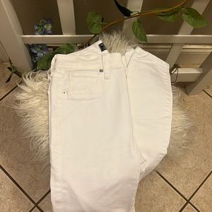 White abercrombie jeans